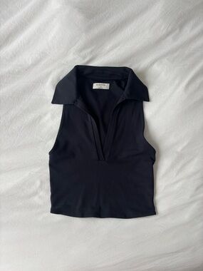 Babaton Aritzia Black Sleeveless V-Neck Top XS